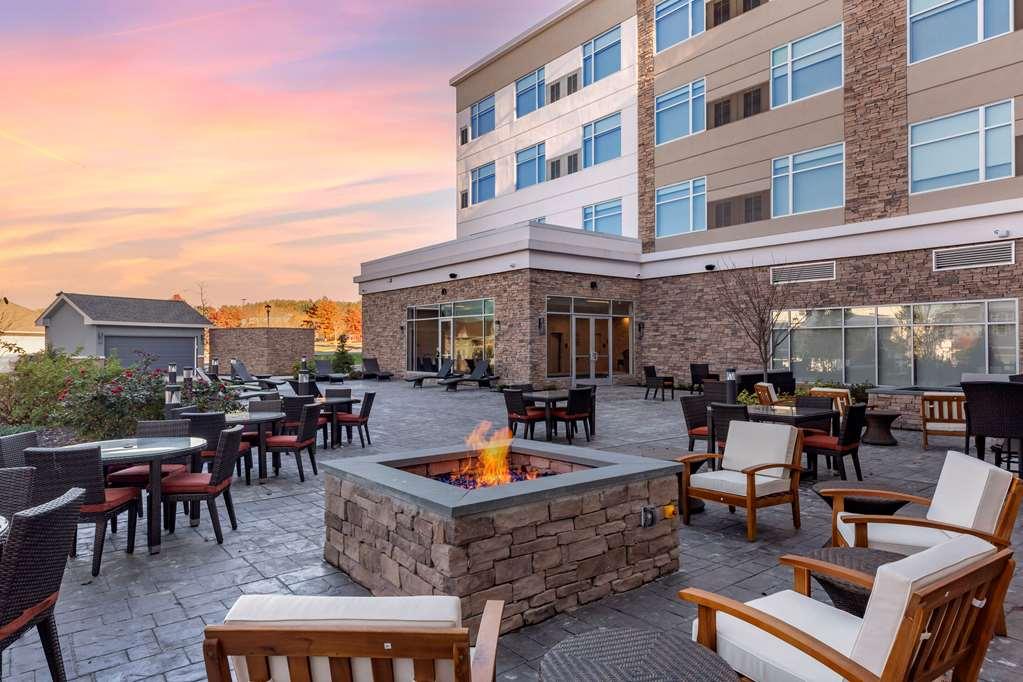 Cambria Hotel Manchester South Windsor Facilidades foto